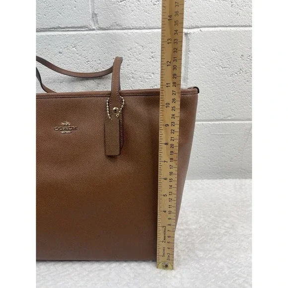 COACH F58846 CITY ZIP TOTE IN CROSSGRAIN LEATHER Camel/Brown Gold Hardware Bag - Picture 5 of 8